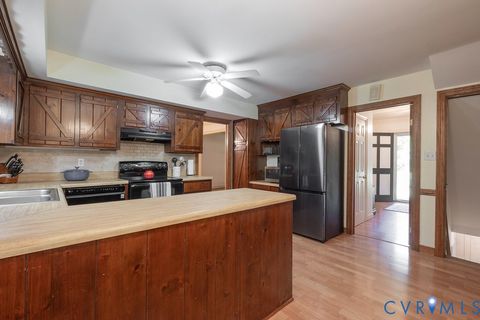 Tiny photo for 11506 Glenmont Road, North Chesterfield, VA 23236 (MLS # 2526405)