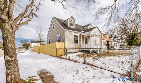 Tiny photo for 1100 E 16th Street, Richmond, VA 23224 (MLS # 2603123)