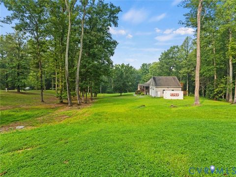 Tiny photo for 7040 Old Roxbury Road, New Kent, VA 23141 (MLS # 2619427)