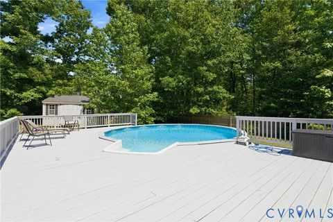 Tiny photo for 10419 Chesdin Park Turn, South Chesterfield, VA 23803 (MLS # 2611000)