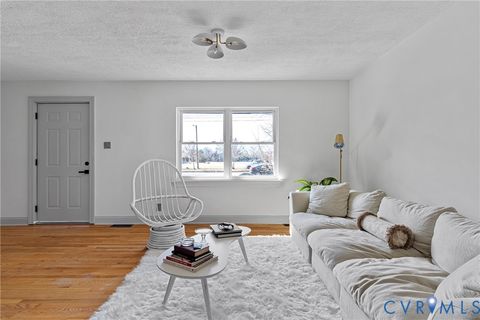 Tiny photo for 4811 Brook Road, Richmond, VA 23227 (MLS # 2604302)