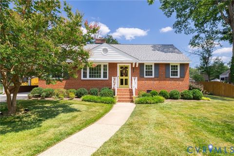 Photo of 1107 Ridgecrest Drive, Henrico, VA 23229 (MLS # 2617166)