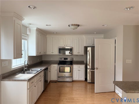Tiny photo for 1709 Kemper Street, Richmond, VA 23220 (MLS # 2626841)
