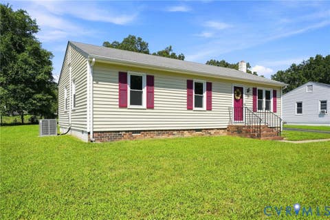 Tiny photo for 312 Knight Court, Highland Springs, VA 23223 (MLS # 2622270)