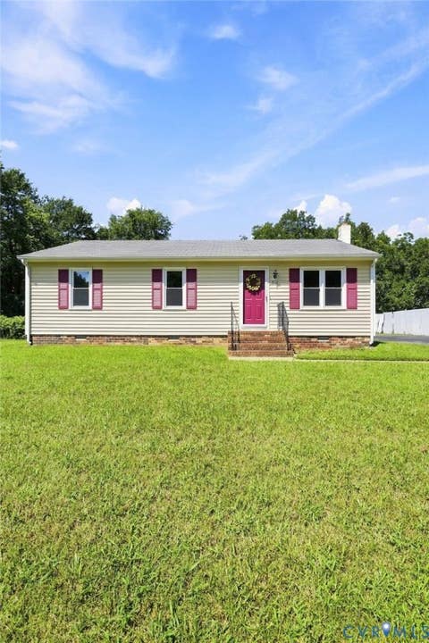 Tiny photo for 312 Knight Court, Highland Springs, VA 23223 (MLS # 2622270)