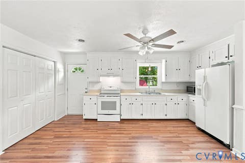 Tiny photo for 312 Knight Court, Highland Springs, VA 23223 (MLS # 2622270)