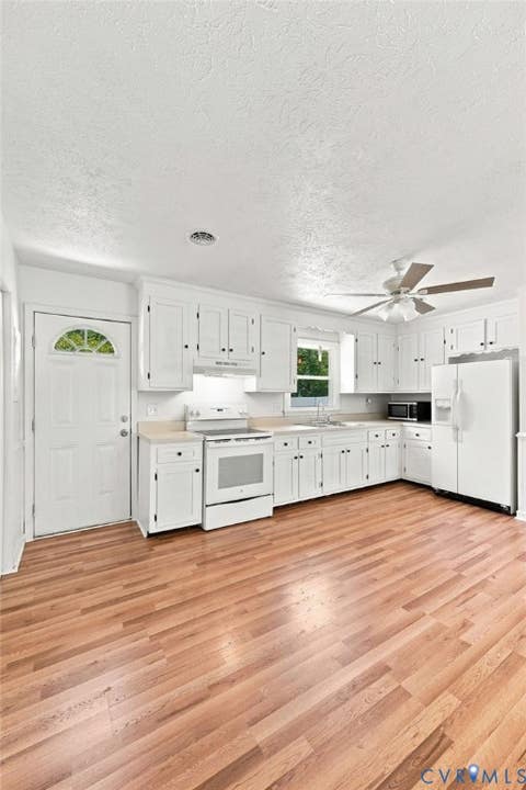 Tiny photo for 312 Knight Court, Highland Springs, VA 23223 (MLS # 2622270)