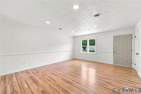 Tiny photo for 312 Knight Court, Highland Springs, VA 23223 (MLS # 2622270)