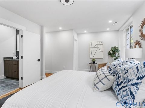 Tiny photo for 2905 W Grace Street, Richmond, VA 23221 (MLS # 2608872)