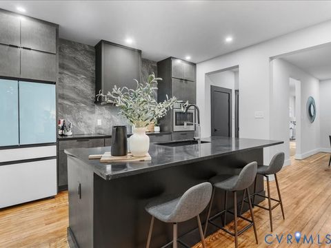 Tiny photo for 2905 W Grace Street, Richmond, VA 23221 (MLS # 2608872)