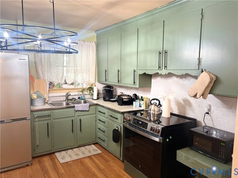 Tiny photo for 2443 Tignor Road, Richmond, VA 23224 (MLS # 2622923)