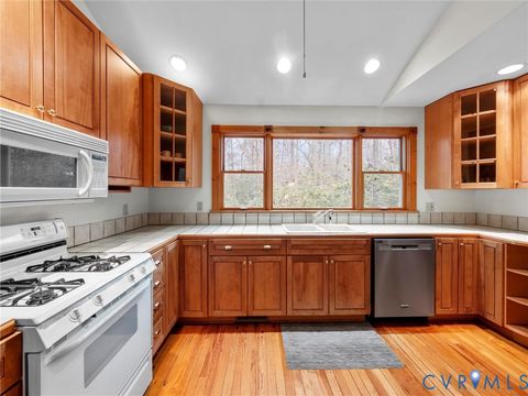 Tiny photo for 338 River Drive, King & Queen, VA 23085 (MLS # 2600010)