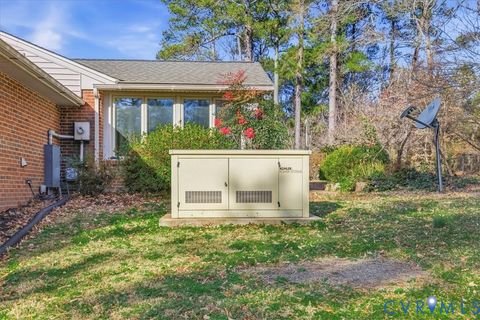 Tiny photo for 122 Hampton Drive, Colonial Heights, VA 23834 (MLS # 2601554)