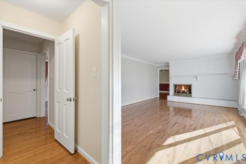 Tiny photo for 122 Hampton Drive, Colonial Heights, VA 23834 (MLS # 2601554)