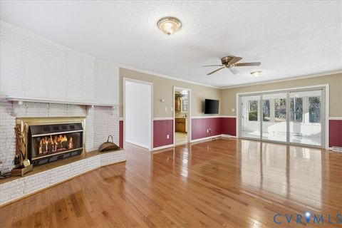 Tiny photo for 122 Hampton Drive, Colonial Heights, VA 23834 (MLS # 2601554)