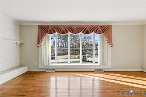 Tiny photo for 122 Hampton Drive, Colonial Heights, VA 23834 (MLS # 2601554)