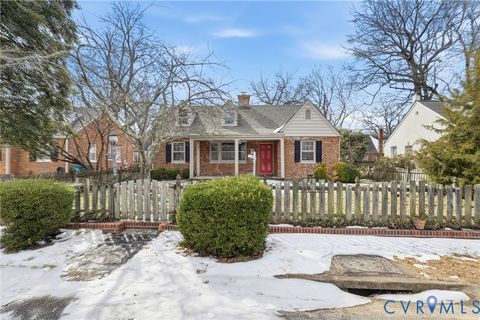 Tiny photo for 4405 S Willetta Drive, Richmond, VA 23221 (MLS # 2533126)