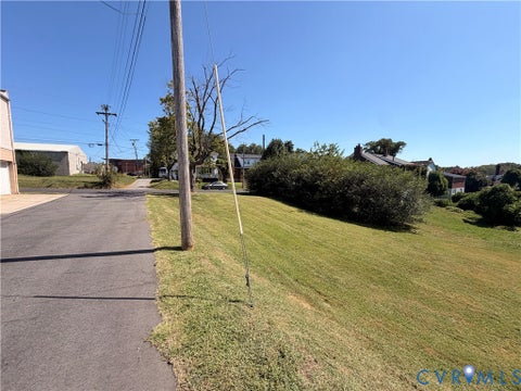 Tiny photo for 33 Dunlap Street, Martinsville, VA 24112 (MLS # 2626825)