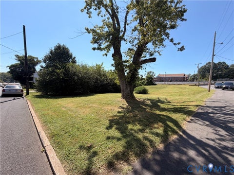 Tiny photo for 33 Dunlap Street, Martinsville, VA 24112 (MLS # 2626825)