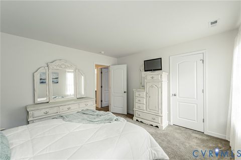 Tiny photo for 11900 James Overlook Court, Chester, VA 23836 (MLS # 2604207)