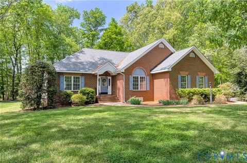 Photo of 3131 Shadow Creek Drive, Powhatan, VA 23139 (MLS # 2610191)