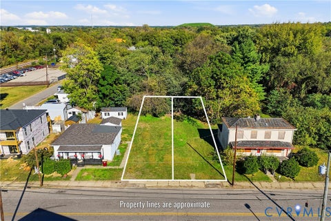 Tiny photo for 325 N Crater Road, Petersburg, VA 23803 (MLS # 2628380)