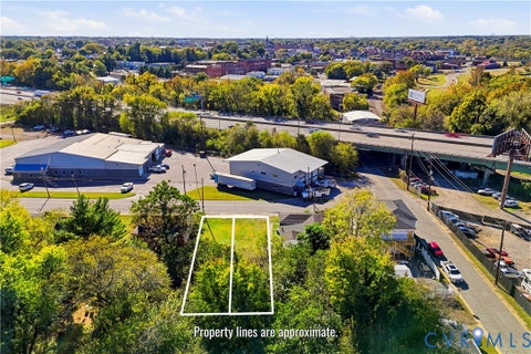 Tiny photo for 325 N Crater Road, Petersburg, VA 23803 (MLS # 2628380)