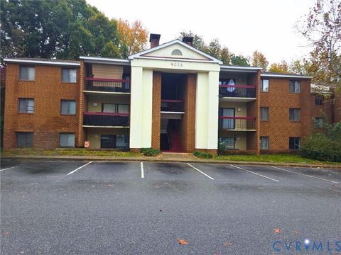 Photo of 4003 Governors Square #8, Williamsburg, VA 23188 (MLS # 2530278)