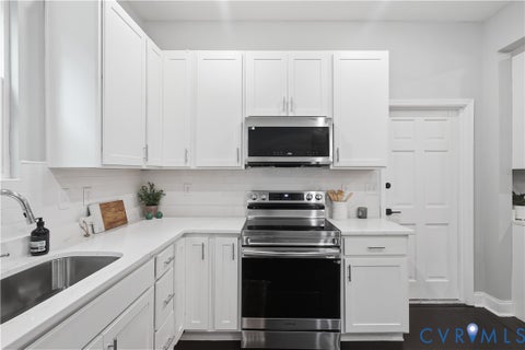 Tiny photo for 2707 4th Avenue, Richmond, VA 23222 (MLS # 2619743)