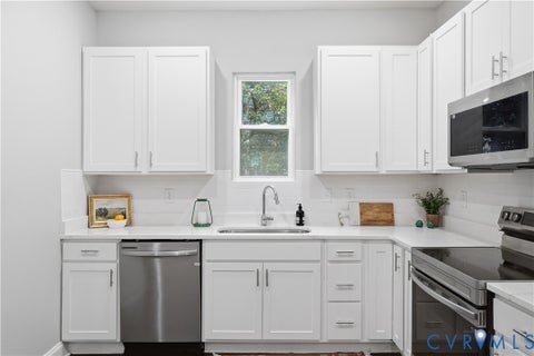 Tiny photo for 2707 4th Avenue, Richmond, VA 23222 (MLS # 2619743)