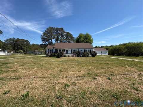 Photo of 12203 General Mahone Highway, Wakefield, VA 23888 (MLS # 2610366)