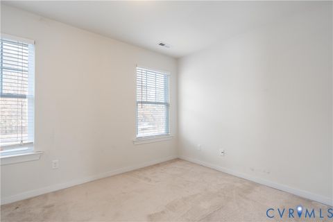 Tiny photo for 5077 Warwick Road, Richmond, VA 23224 (MLS # 2533340)