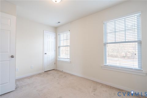 Tiny photo for 5077 Warwick Road, Richmond, VA 23224 (MLS # 2533340)
