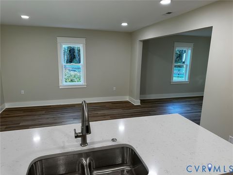 Tiny photo for 595 Liberty Road, Alberta, VA 23821 (MLS # 2529081)