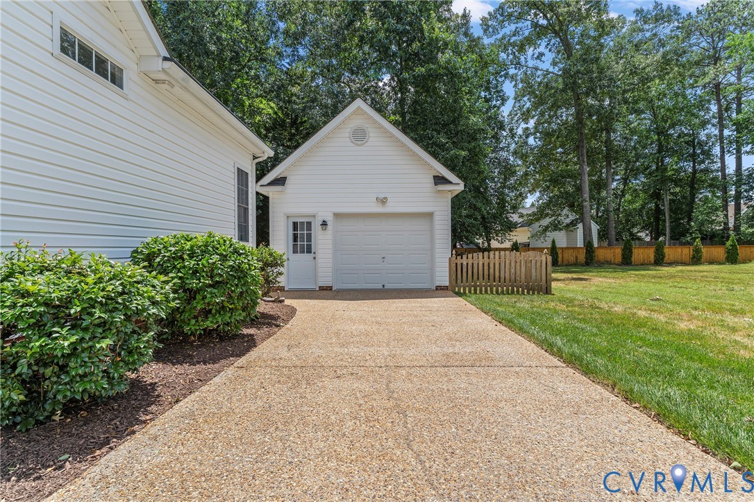 8733 Hughesland Road
