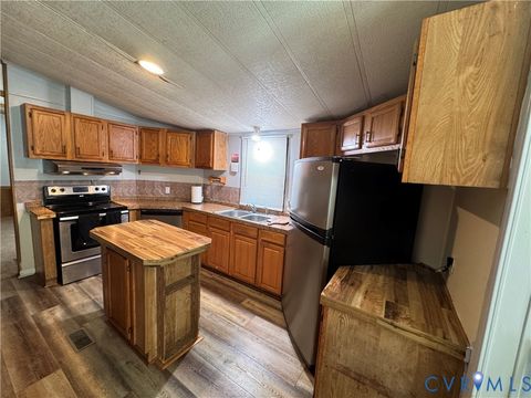 Tiny photo for 371 Horseshoe Road RD, Jarratt, VA 23867 (MLS # 2614011)