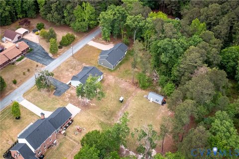 Tiny photo for 418 Lincoln Avenue #B, Jarratt, VA 23867 (MLS # 2611458)
