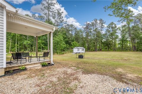 Tiny photo for 418 Lincoln Avenue #B, Jarratt, VA 23867 (MLS # 2611458)