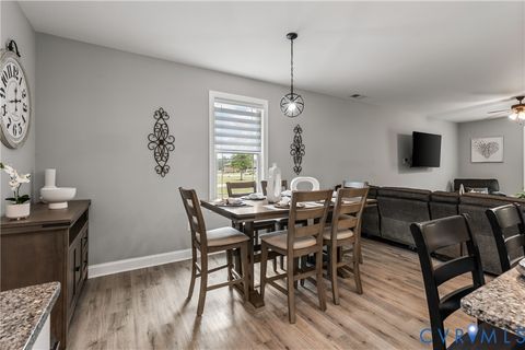Tiny photo for 418 Lincoln Avenue #B, Jarratt, VA 23867 (MLS # 2611458)