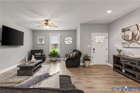 Tiny photo for 418 Lincoln Avenue #B, Jarratt, VA 23867 (MLS # 2611458)