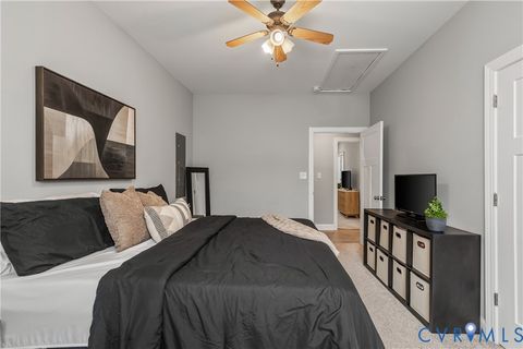 Tiny photo for 418 Lincoln Avenue #B, Jarratt, VA 23867 (MLS # 2611458)