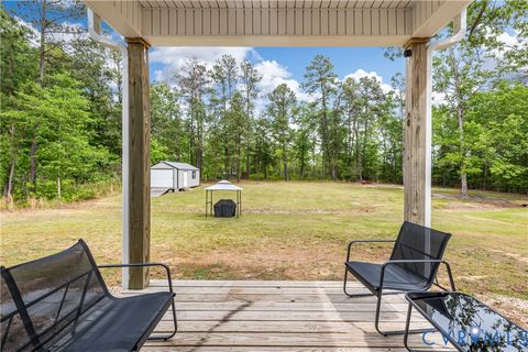 Tiny photo for 418 Lincoln Avenue #B, Jarratt, VA 23867 (MLS # 2611458)