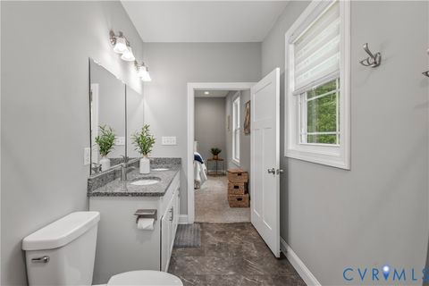 Tiny photo for 418 Lincoln Avenue #B, Jarratt, VA 23867 (MLS # 2611458)