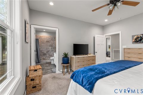 Tiny photo for 418 Lincoln Avenue #B, Jarratt, VA 23867 (MLS # 2611458)