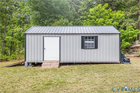 Tiny photo for 418 Lincoln Avenue #B, Jarratt, VA 23867 (MLS # 2611458)