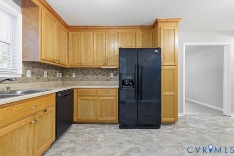 Tiny photo for 10904 Sweetgum Lane, Disputanta, VA 23842 (MLS # 2529180)