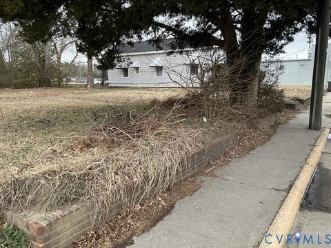 Tiny photo for 309 N Main Street, Emporia, VA 23847 (MLS # 2605266)