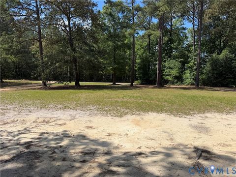 Tiny photo for 21152 Comans Well Road, Sussex, VA 23897 (MLS # 2616878)