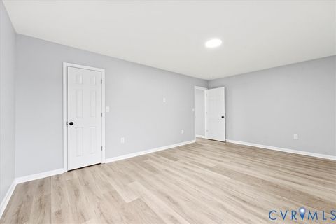 Tiny photo for 403 St Matthew Street, Petersburg, VA 23803 (MLS # 2530250)
