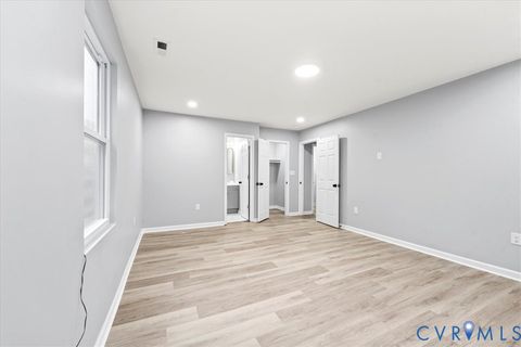 Tiny photo for 403 St Matthew Street, Petersburg, VA 23803 (MLS # 2530250)